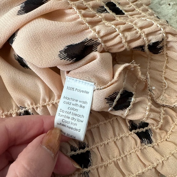 Sheer cap sleeve blouse with hearts - Picture 3 of 3